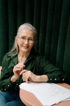 Confident elderly woman smiling — the result of sharper memory